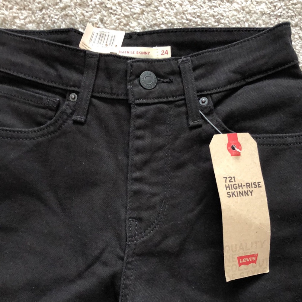 NEW Levi’s 721 High Rise Black Distressed Skinny Jeans - Picture 5 of 12